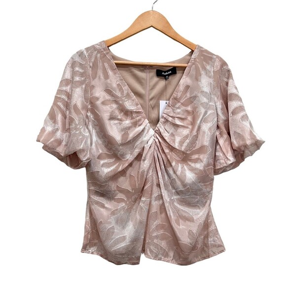 Aakaa Womens Tan Floral V Neck Short Sleeve Pullover Blouse Top Size Medium - Picture 1 of 12